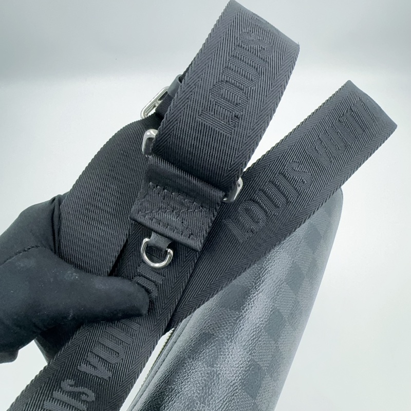 LV黑灰棋盤格郵差包N42710-17