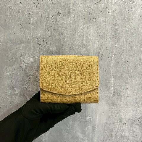 Chanel 荔枝牛短夾