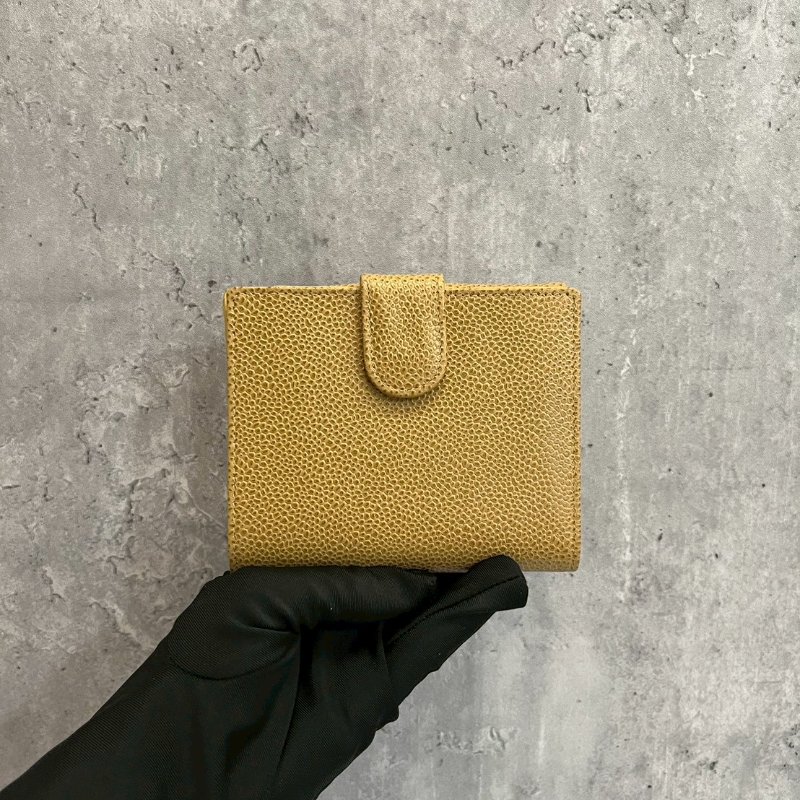Chanel 荔枝牛短夾-1