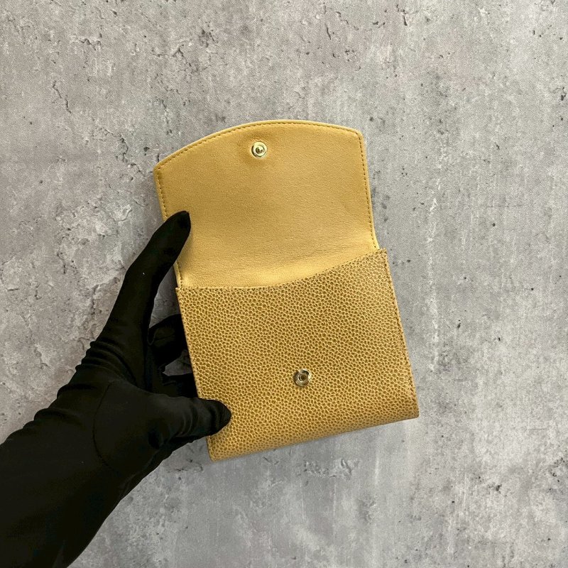 Chanel 荔枝牛短夾-5