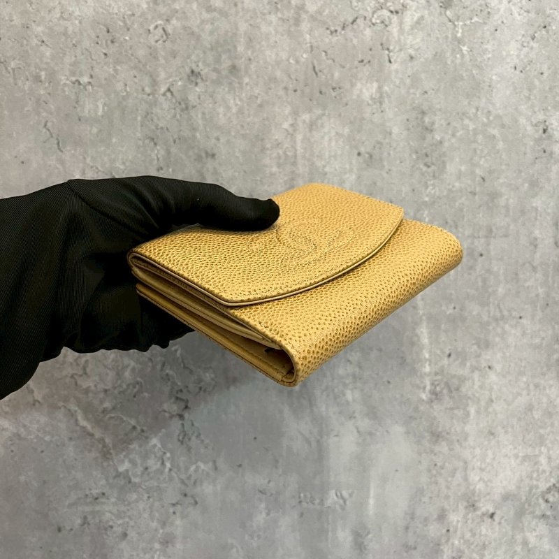 Chanel 荔枝牛短夾-8