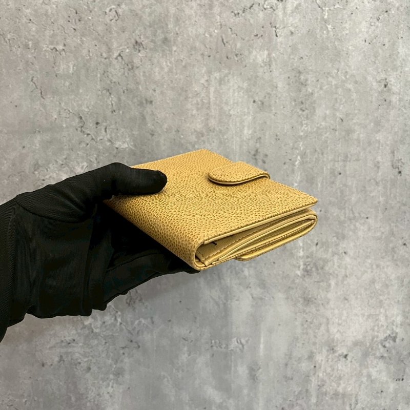 Chanel 荔枝牛短夾-9