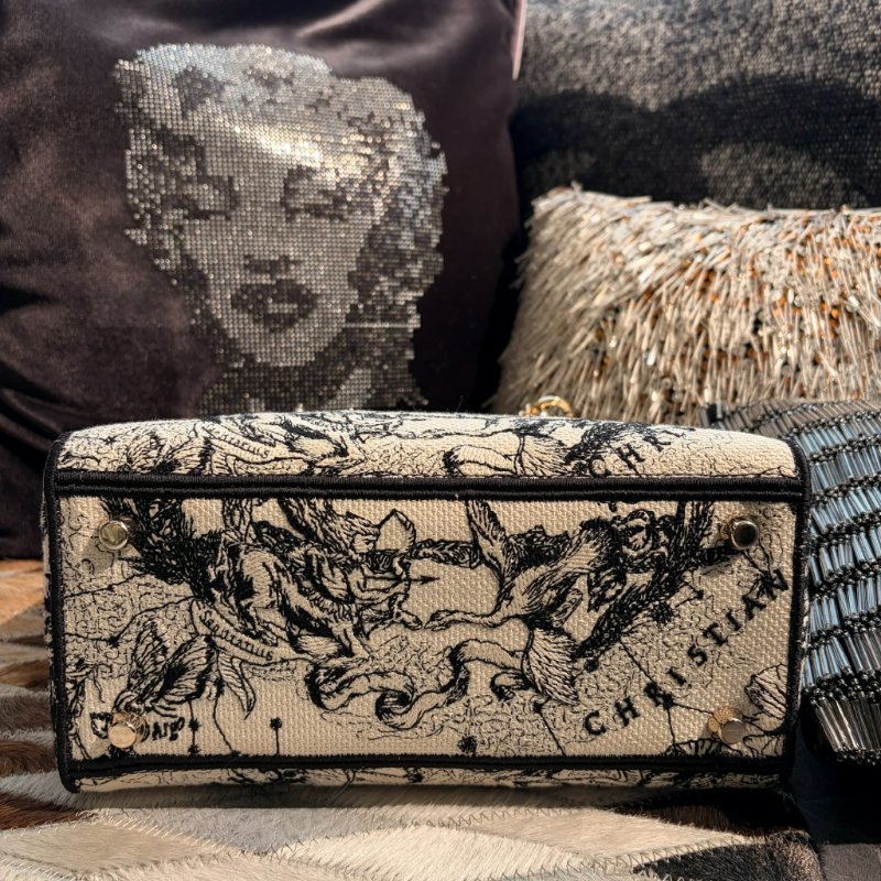 DIOR LADY黑白刺繡黛妃包 中號-3