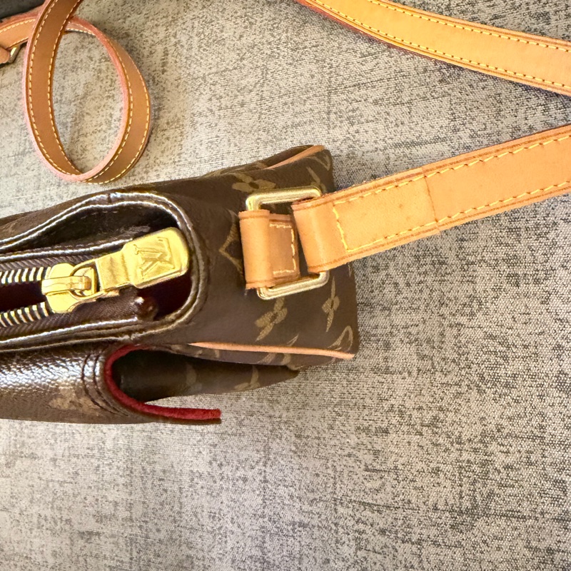 LV 豆腐包 M51165-16