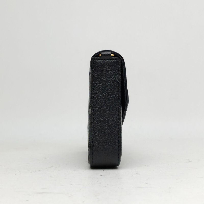 LOUIS VUITTON POCHETTEFELICIE三合一鏈條包黑色牛皮2018肩背包-4