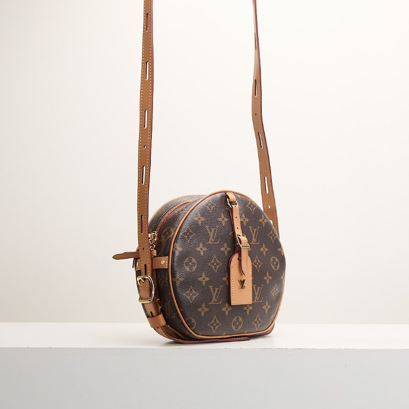 二手Lv 大號軟圓餅包/老花-1