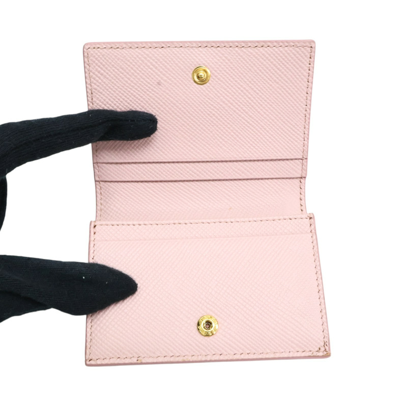 粉色 Saffiano防刮牛皮 卡片夾【PRADA 普拉達】 1MC945-2