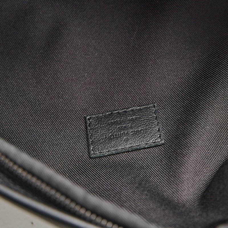 二手Lv discovery PM 腰包/黑壓紋 晶片款-13