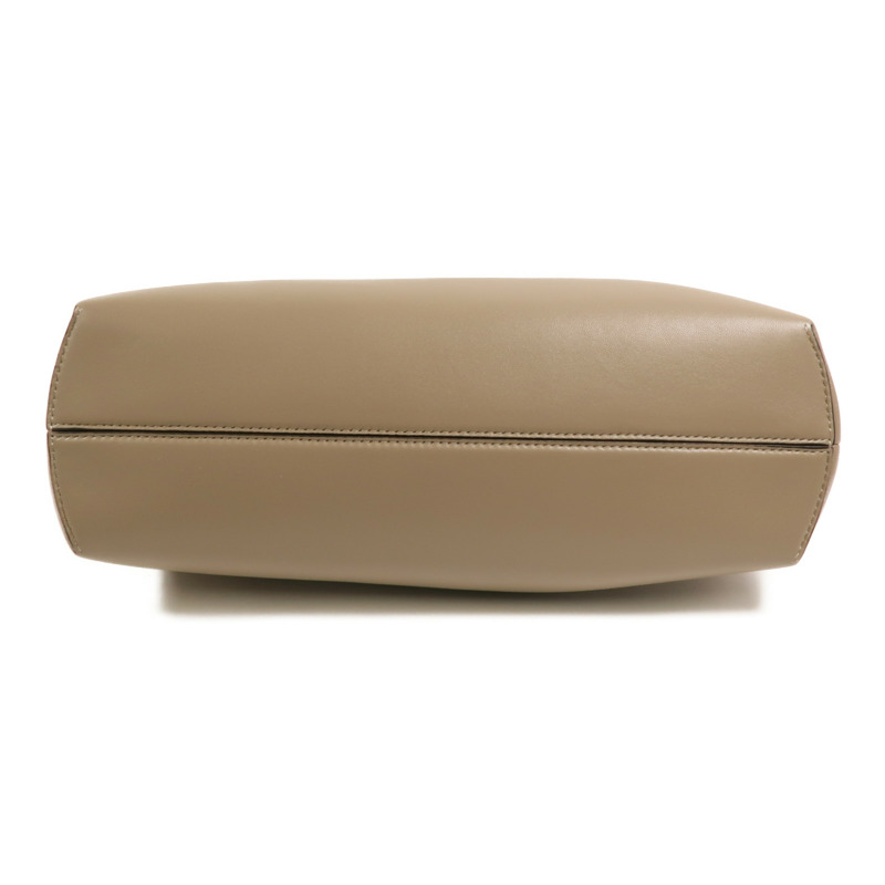 FENDI 牛皮皮革First Medium肩背袋-3