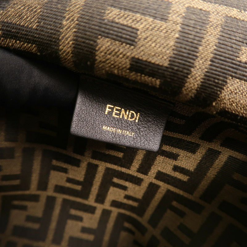 FENDI 牛皮皮革First Medium肩背袋-5