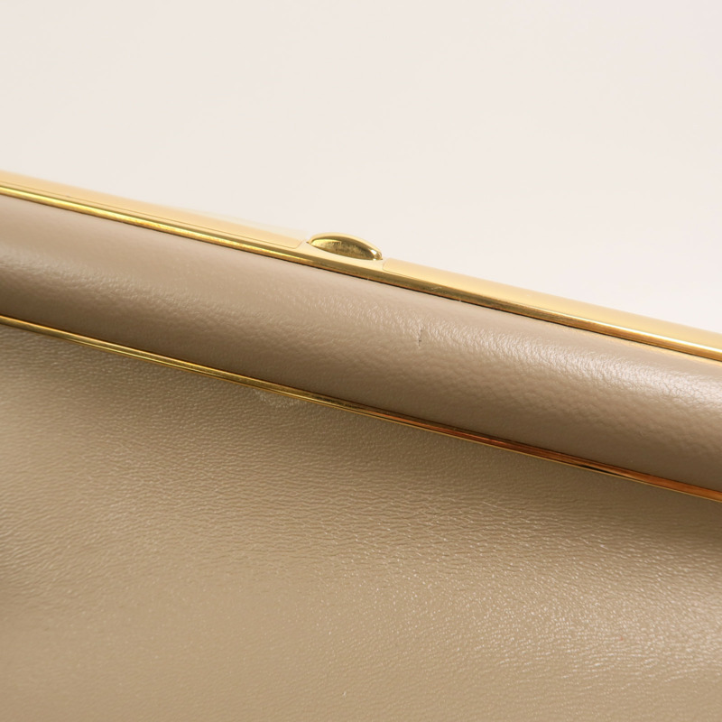 FENDI 牛皮皮革First Medium肩背袋-17