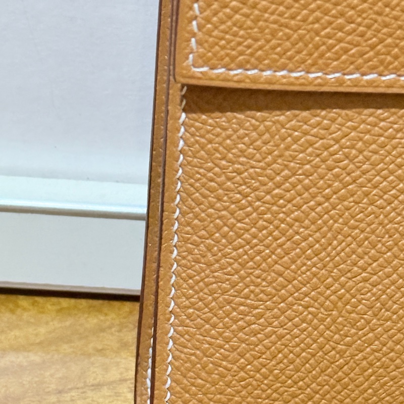 未使用99新✨好用有高質感的HERMES 愛馬仕最美金棕色 斜背包 woc 最耐用的Epsom牛皮 Clic 16 顯年輕銀扣-55
