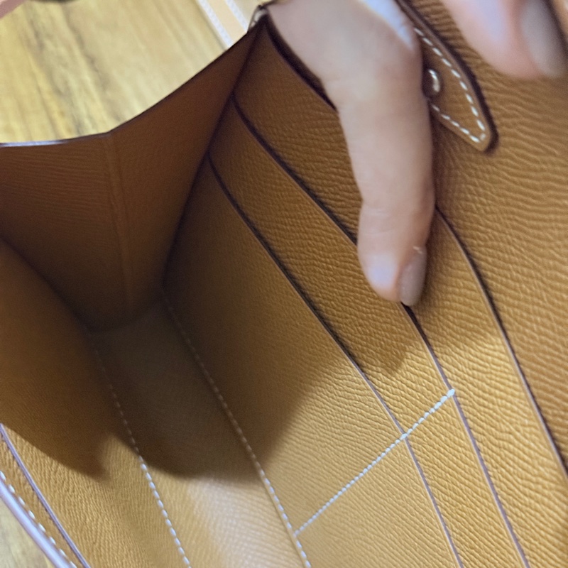 未使用99新✨好用有高質感的HERMES 愛馬仕最美金棕色 斜背包 woc 最耐用的Epsom牛皮 Clic 16 顯年輕銀扣-64