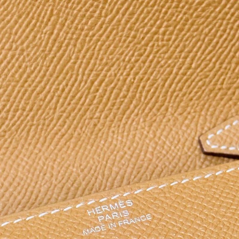 未使用99新✨好用有高質感的HERMES 愛馬仕最美金棕色 斜背包 woc 最耐用的Epsom牛皮 Clic 16 顯年輕銀扣-69