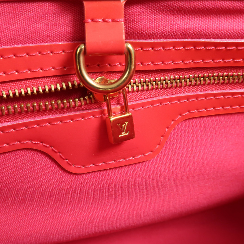 LOUIS VUITTON Monogram Vernis Wilshire PM手挽袋-14