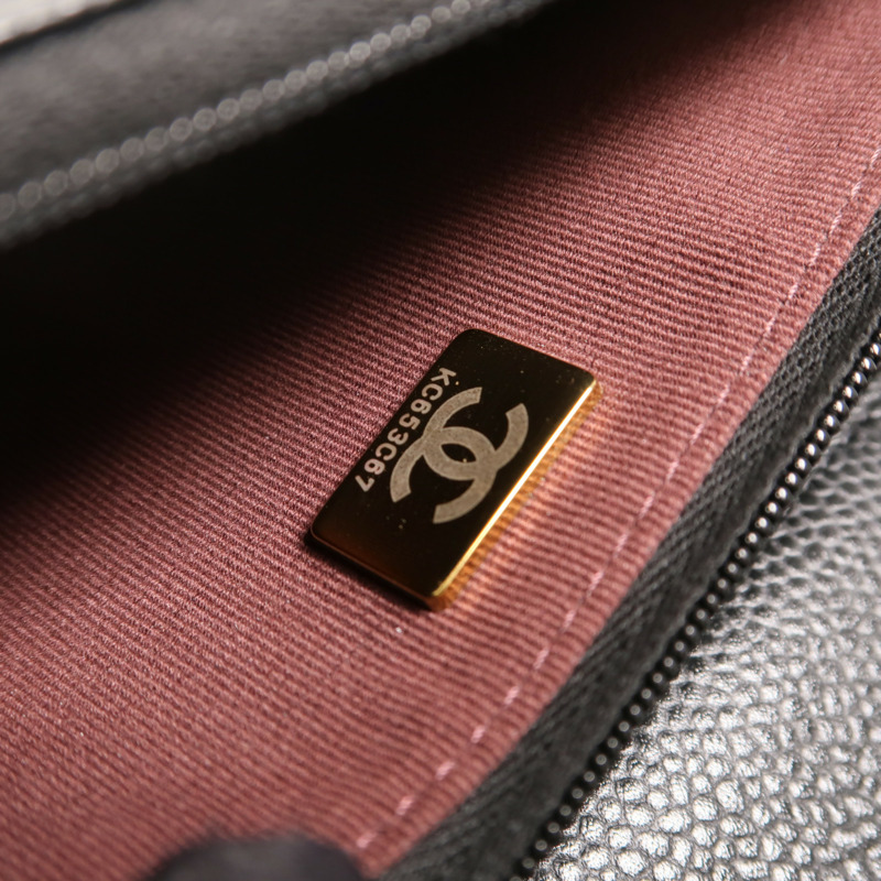 CHANEL 牛皮皮革WOC Wallet On Chain鏈帶肩背袋-7