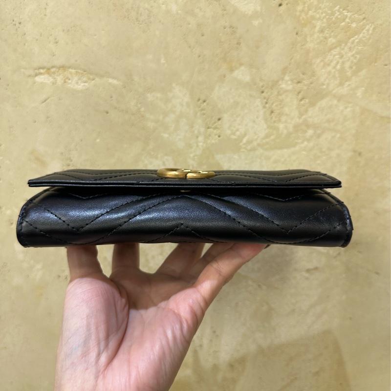 Gucci 黑牛皮山形紋霧金釦GG Marmont下蓋12卡長夾-4