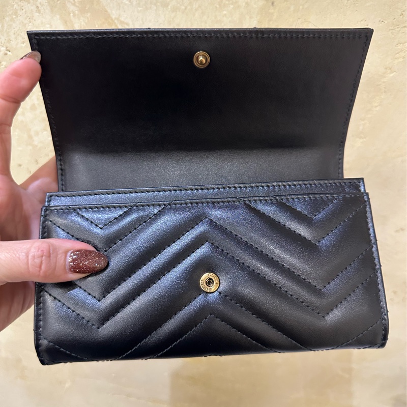 Gucci 黑牛皮山形紋霧金釦GG Marmont下蓋12卡長夾-6