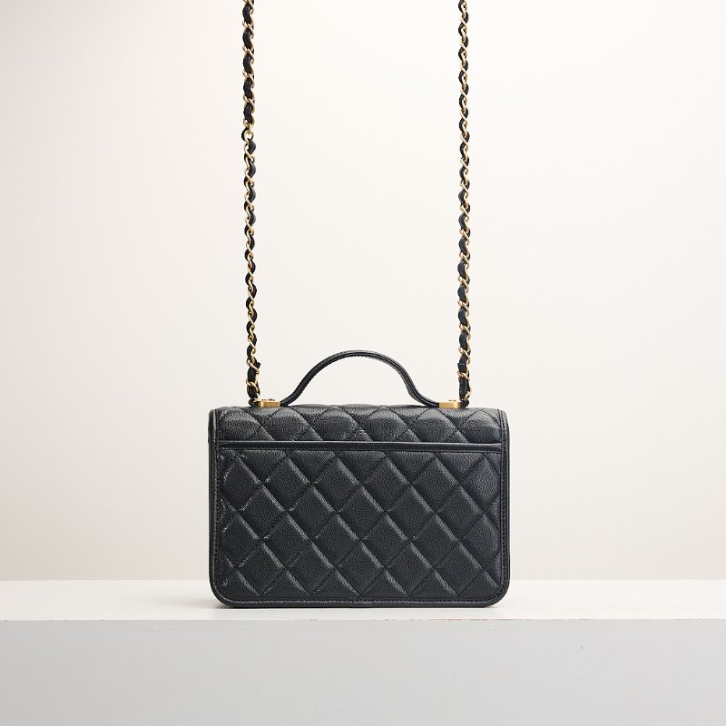 Chanel 22k 手柄郵差包/黑金牛-1