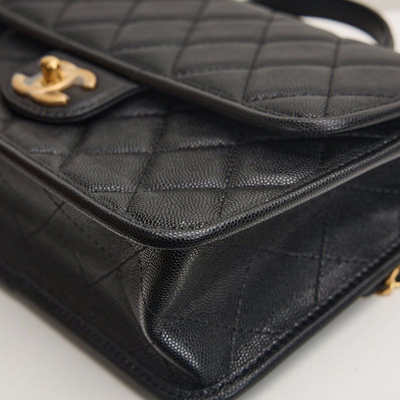 Chanel 22k 手柄郵差包/黑金牛-3