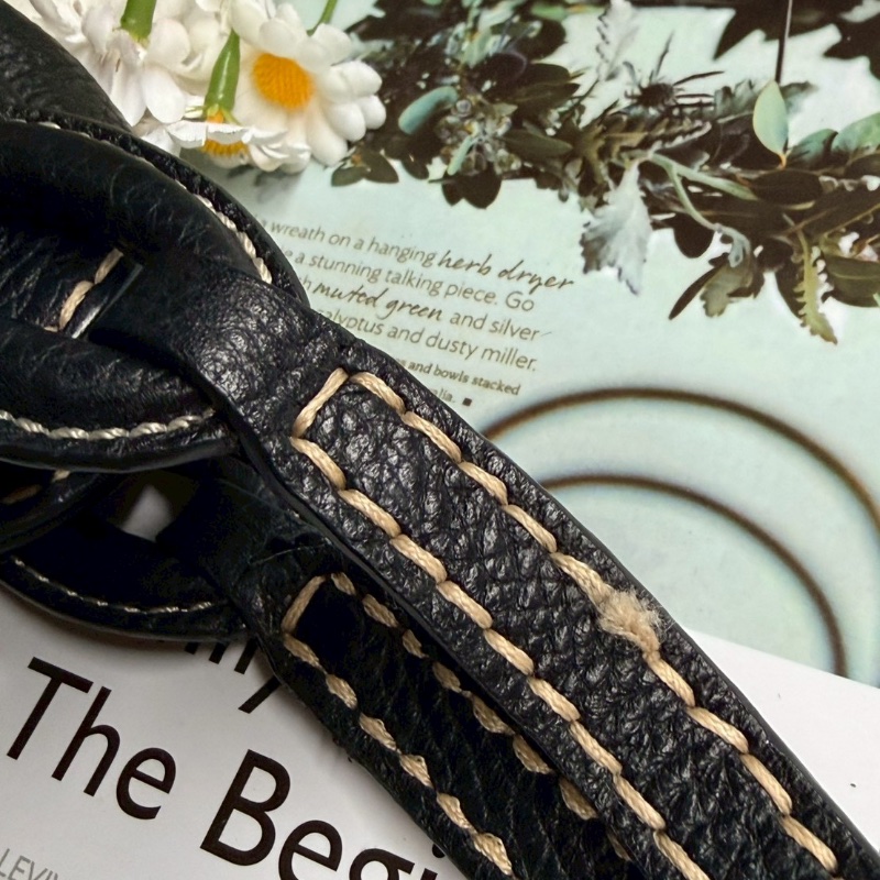 Tod's經典皮革肩背包-2