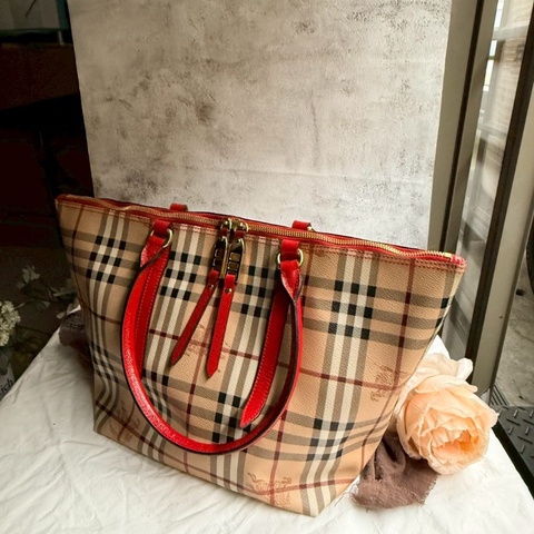 Burberry Small Haymarket Check Coated Canvas Salisbury 托特包