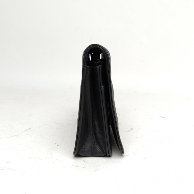 CHANEL CHANELLeboyWOC19黑色牛皮26開銀扣菱格紋肩背包-3