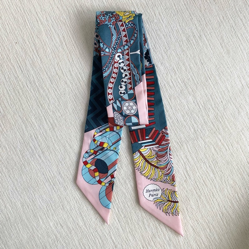 Hermes 愛馬仕 從洋傘到對決 Twilly 絲巾-3