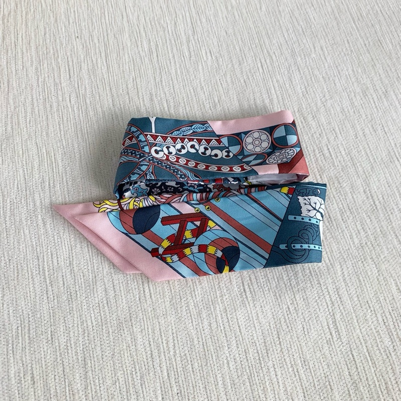Hermes 愛馬仕 從洋傘到對決 Twilly 絲巾-5