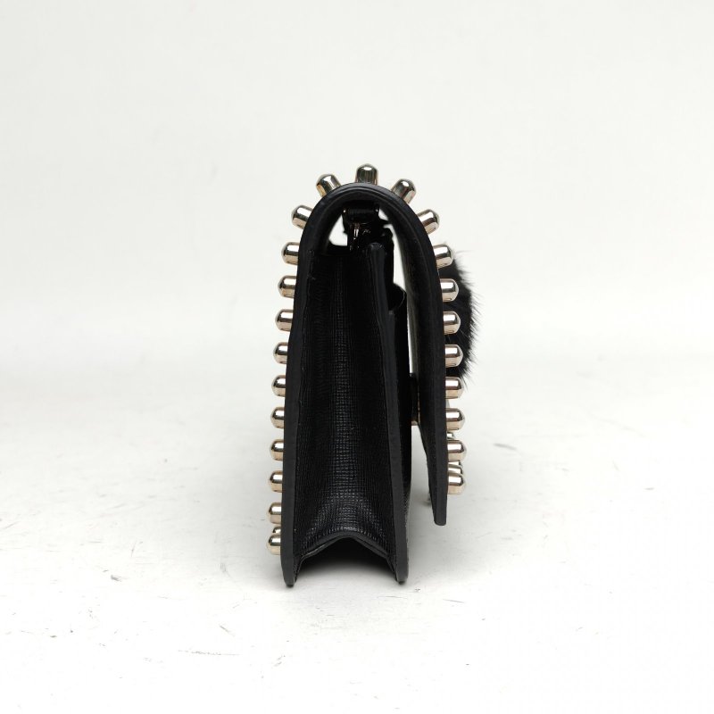 FENDI FENDIFis鏈條包WOC老佛爺黑色牛皮銀扣肩背包-3