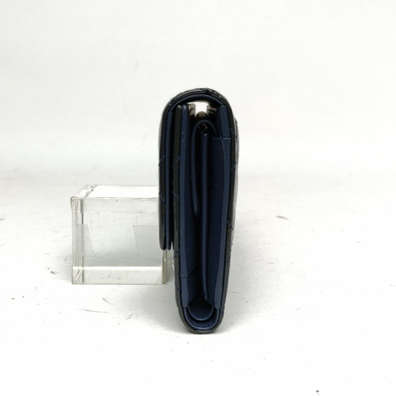 CHANEL CHANEL深灰漆皮20開銀扣CF長款三折口蓋錢包肩背包-1