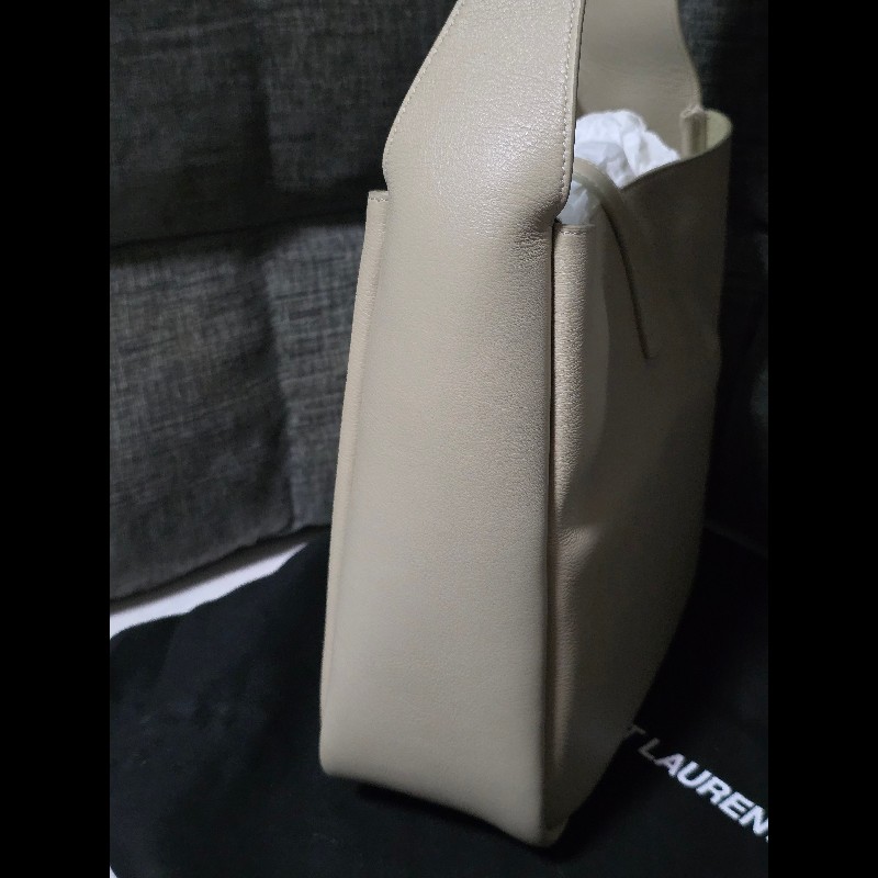 [全新] Saint Laurent YSL 5a7 hobo 奶茶色 銀扣 小號-3