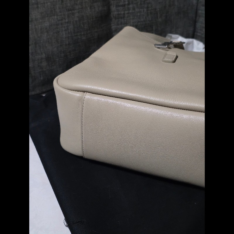 [全新] Saint Laurent YSL 5a7 hobo 奶茶色 銀扣 小號-4