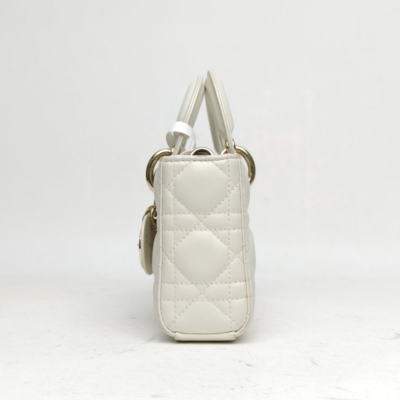 DIOR DIORLadyD-Joy橫版戴妃包小號22白色羊皮金扣肩背包-1