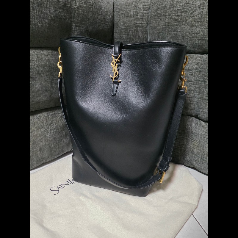 [全新] Saint Laurent Le 37 黑色長型水桶包-0