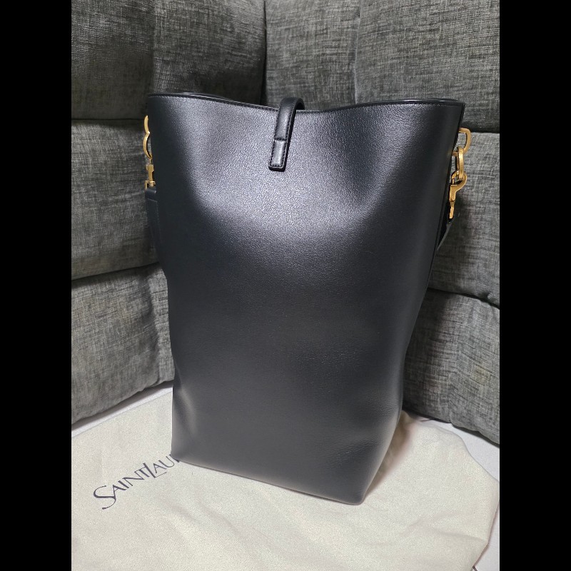 [全新] Saint Laurent Le 37 黑色長型水桶包-1