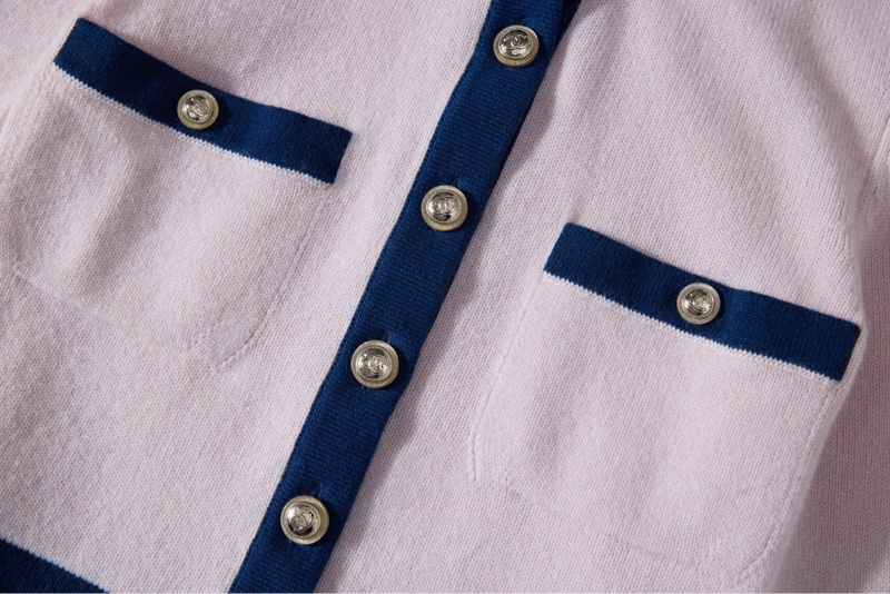 CHANEL經典粉藍撞色羊絨開衫-2