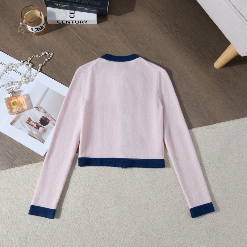 CHANEL經典粉藍撞色羊絨開衫-7