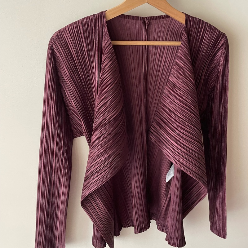 ▪️富貴選物FUGUEI▪️PP 三宅一生 紅棕色 類海帶緞面光澤長袖外套-10