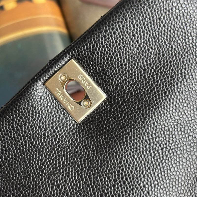 ::CHANEL:: AS3787 Duma 黑色荔枝牛皮淡金釦 小青蛙 後背包-14