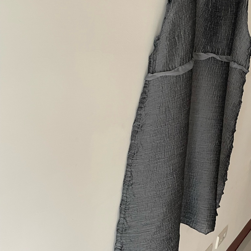 ▪️富貴選物FUGUEI▪️ME 三宅一生 灰色 縐織壓褶彈跳 長版上衣-7