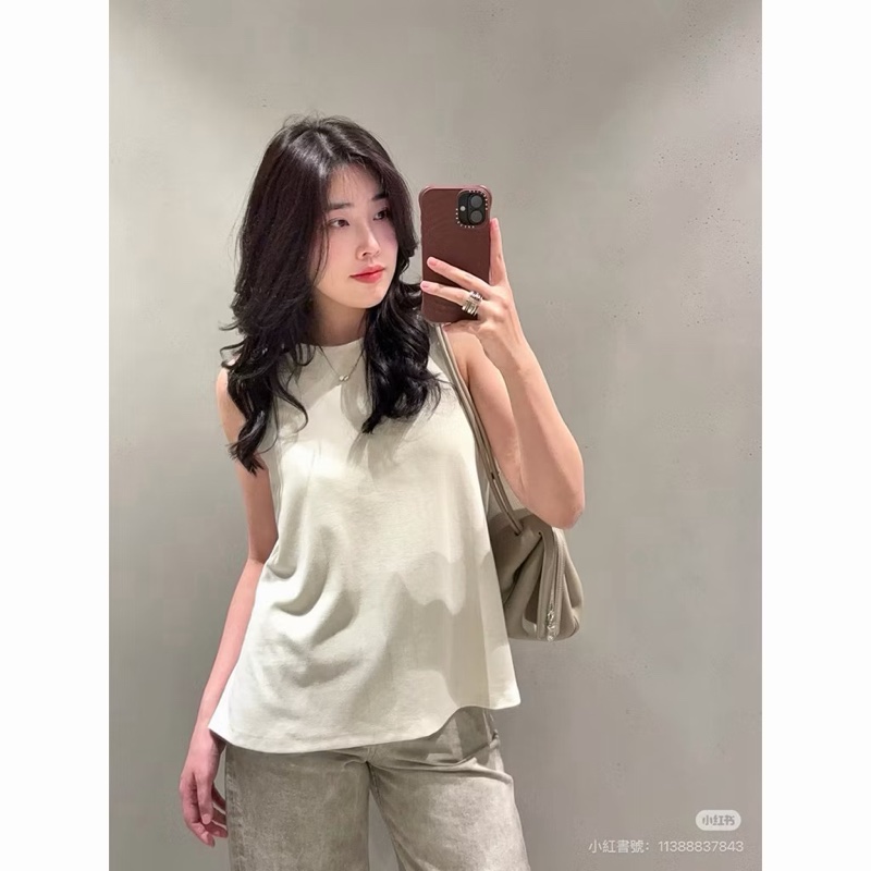 Loewe 超美傘狀logo 背心-1