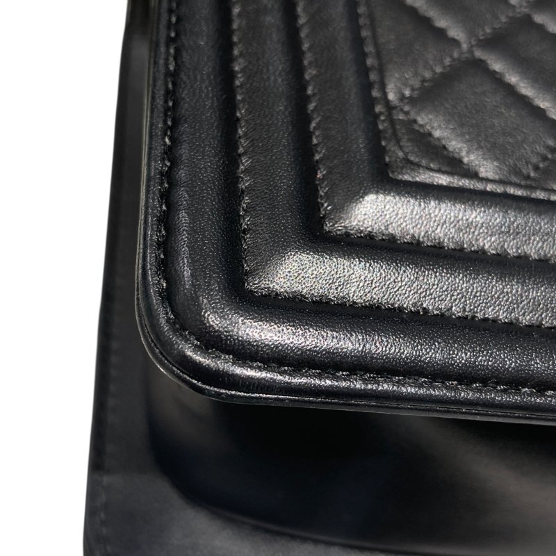 CHANEL 香奈兒 BOY 25 黑色 金扣-7