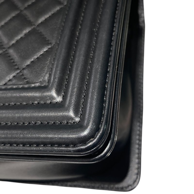 CHANEL 香奈兒 BOY 25 黑色 金扣-8