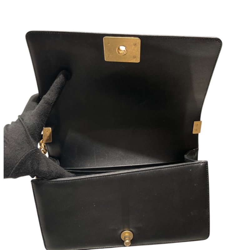 CHANEL 香奈兒 BOY 25 黑色 金扣-10