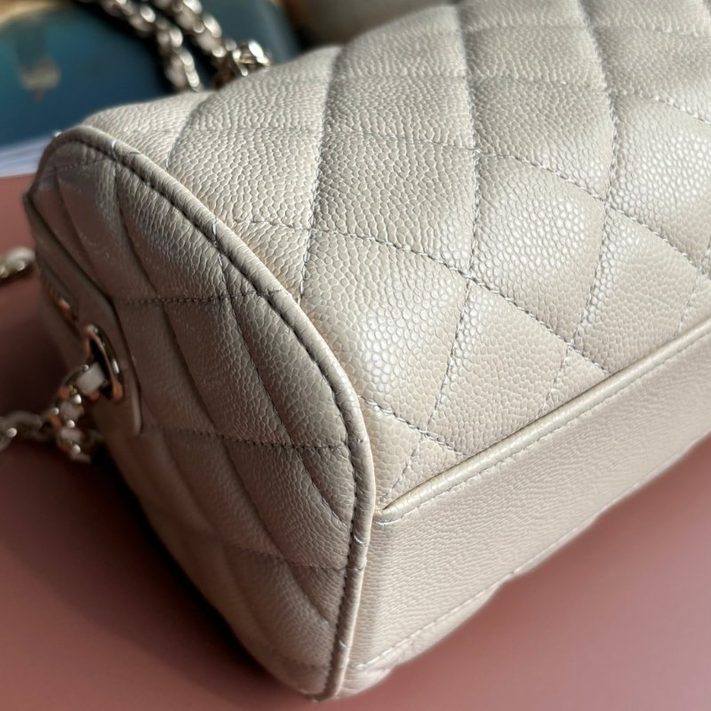 ::CHANEL:: 25P Beige Caviar Bowling Speedy Bag  荔枝紋奶茶米色保齡球袋 圓筒包 手提包 鏈包 波士頓包-6