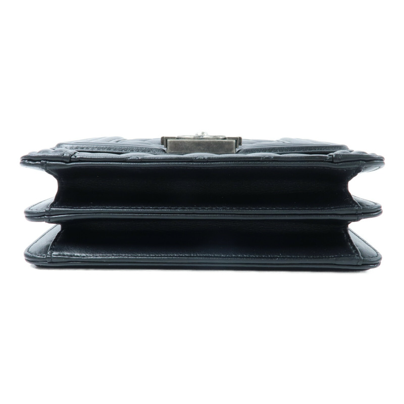 CHANEL 牛皮皮革North South Boy鏈帶肩背袋-3