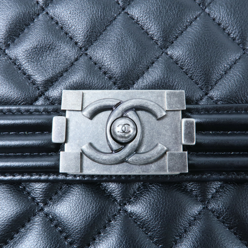 CHANEL 牛皮皮革North South Boy鏈帶肩背袋-5