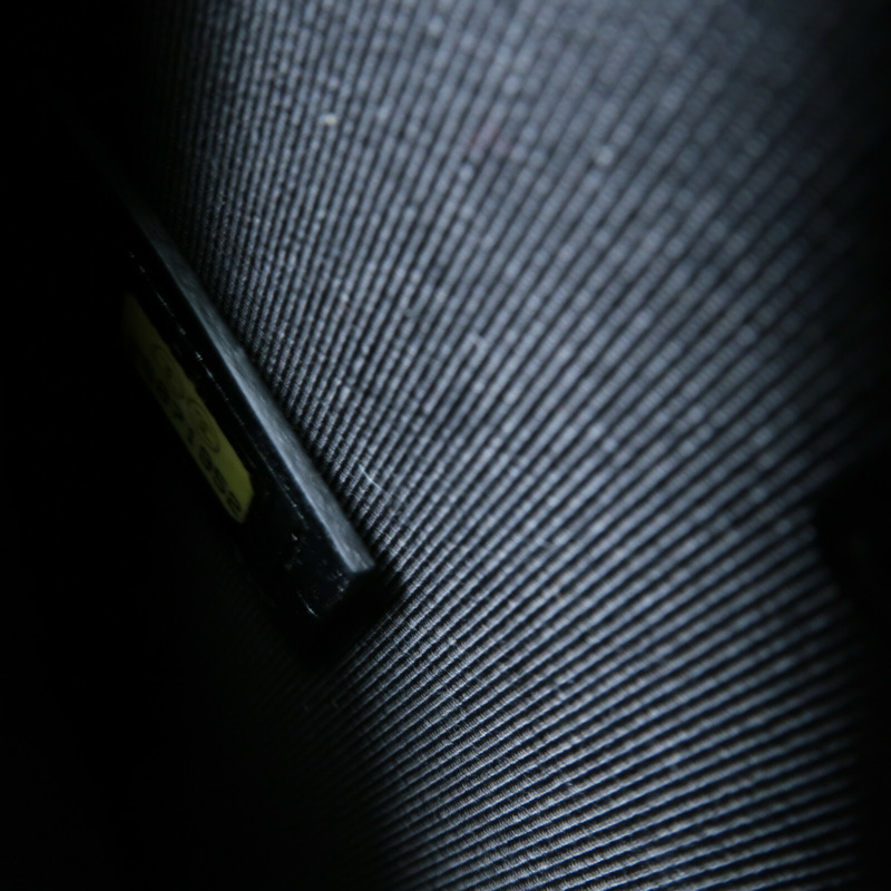 CHANEL 牛皮皮革North South Boy鏈帶肩背袋-7