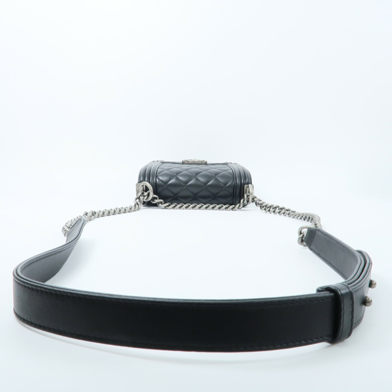 CHANEL 牛皮皮革North South Boy鏈帶肩背袋-9